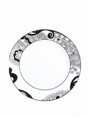 2 Corelle Vive Dinner Plates Nouveau White Black Deco